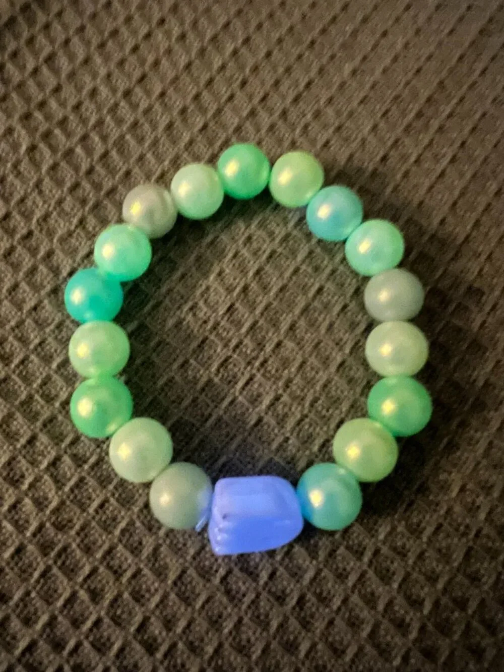 Designs by Forte Glow-In-The-Dark Ghost Pastel Pearl Stretch Bracelet